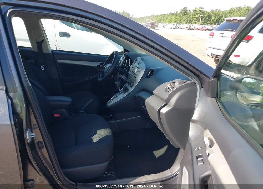2011 TOYOTA MATRIX VIN: 2T1KU4EE5BC541613