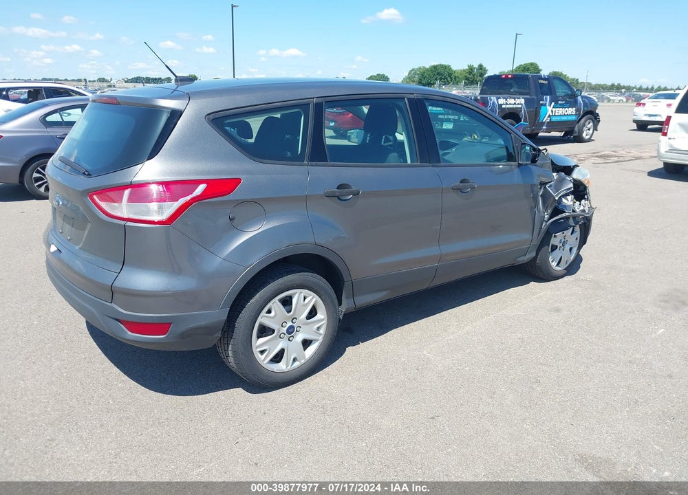 2014 FORD ESCAPE S VIN: 1FMCU0F7XEUB57570