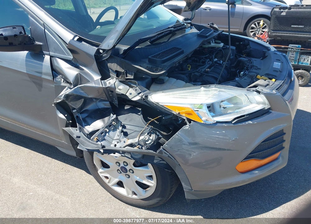 2014 FORD ESCAPE S VIN: 1FMCU0F7XEUB57570