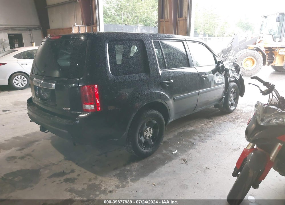 2010 HONDA PILOT LX VIN: 5FNYF4H20AB020086