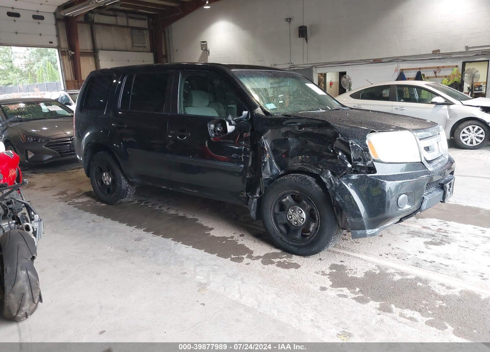 2010 HONDA PILOT LX VIN: 5FNYF4H20AB020086