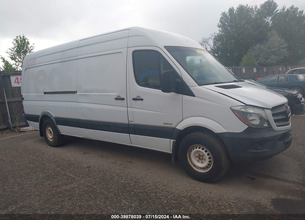 2016 MERCEDES-BENZ SPRINTER 2500 HIGH ROOF/HIGH ROOF VIN: WD3PE8DD4GP245598