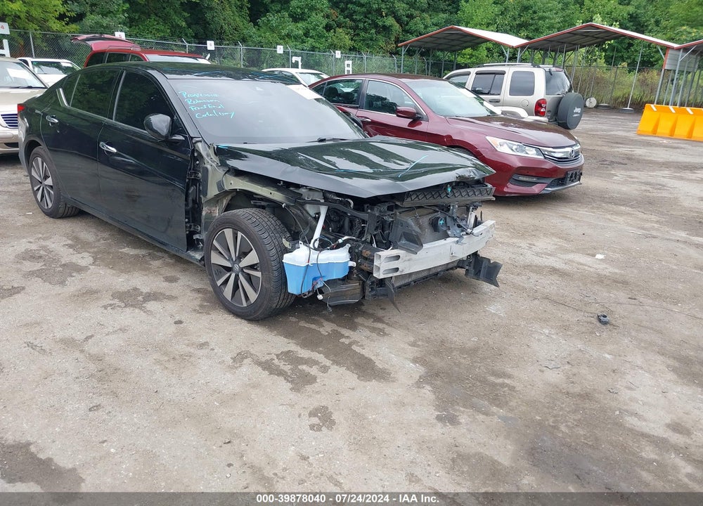 2020 NISSAN ALTIMA SL FWD VIN: 1N4BL4EV7LC143841