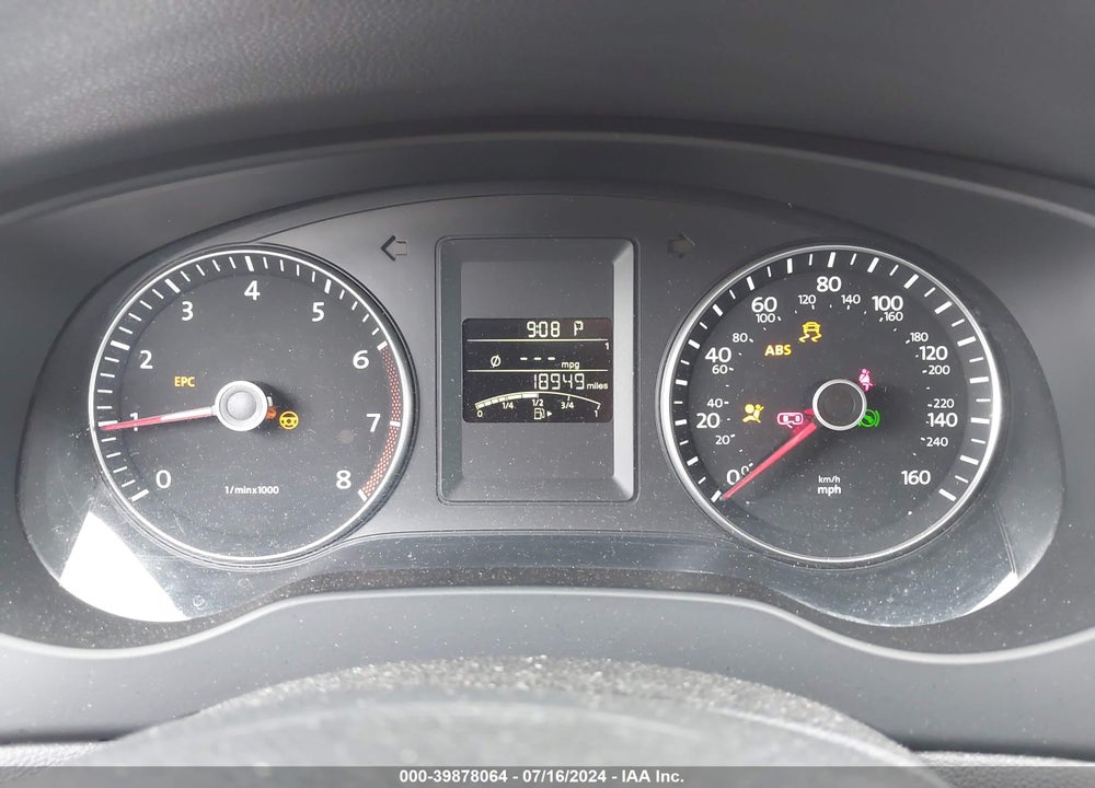 2014 VOLKSWAGEN JETTA 1.8T SE VIN: 3VWD07AJ6EM436516