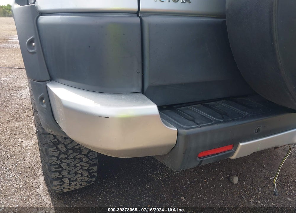 2007 TOYOTA FJ CRUISER VIN: JTEBU11FX70041005