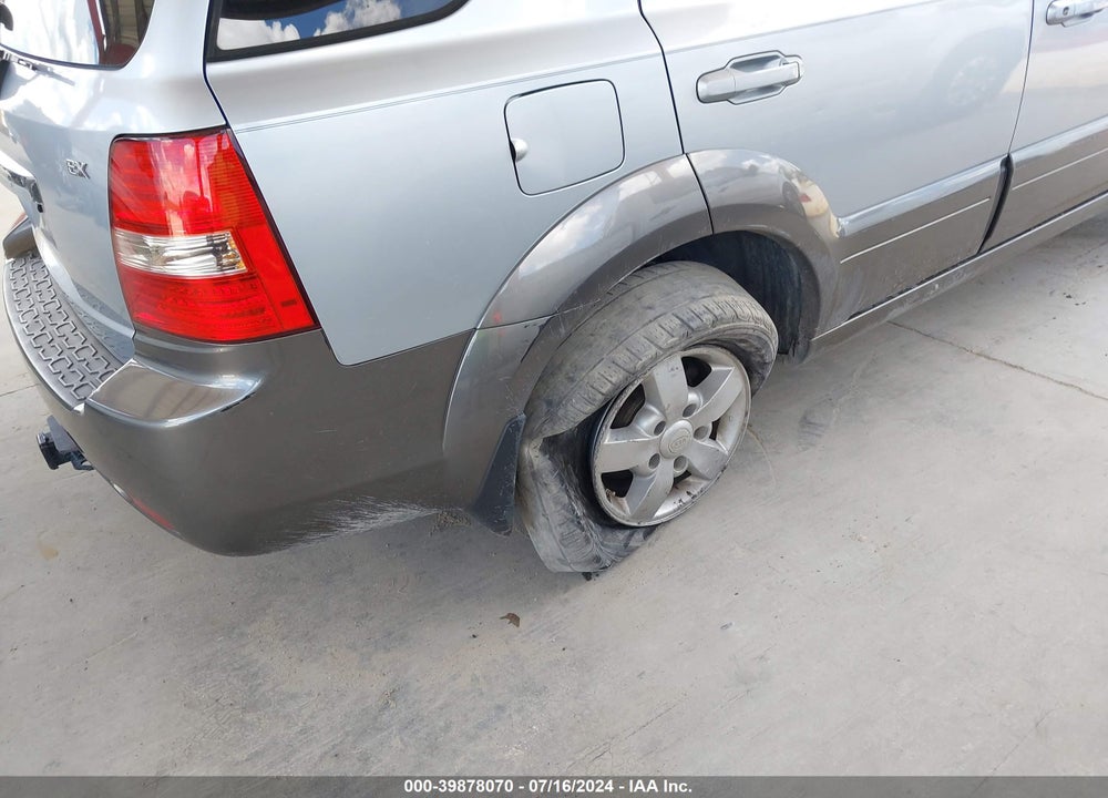 2007 KIA SORENTO EX VIN: KNDJD736575670643