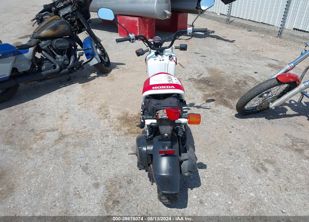 2017 HONDA NPS50 VIN: JH2AF5815HK504645