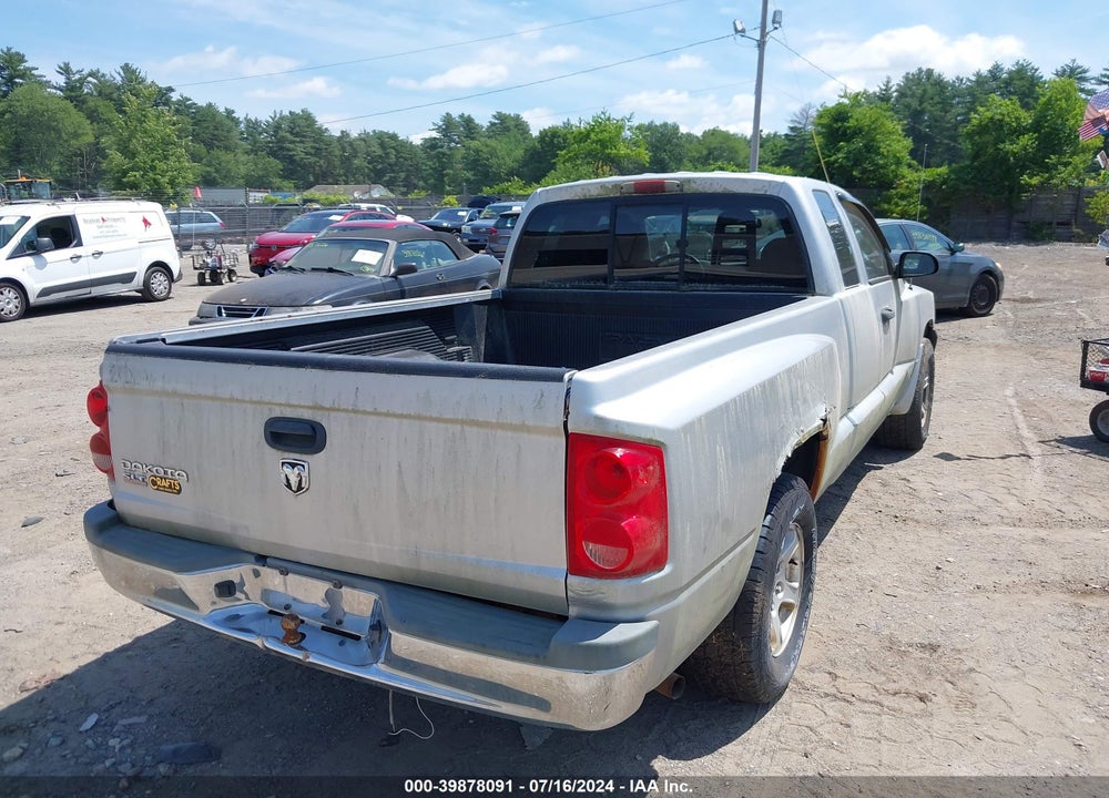 2005 DODGE DAKOTA SLT VIN: 1D7HW42K15S332215