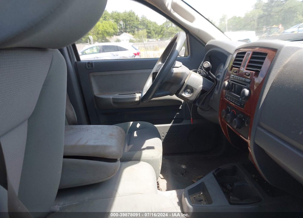 2005 DODGE DAKOTA SLT VIN: 1D7HW42K15S332215