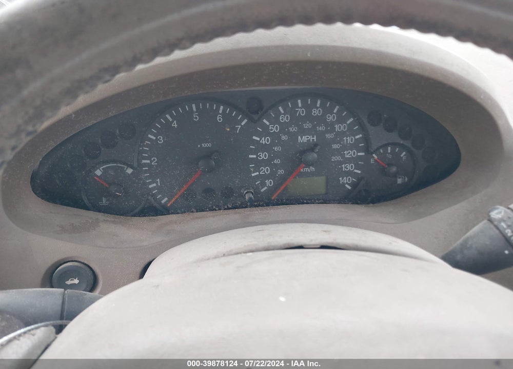 2005 FORD FOCUS ZX4 VIN: 1FAFP34N35W167878