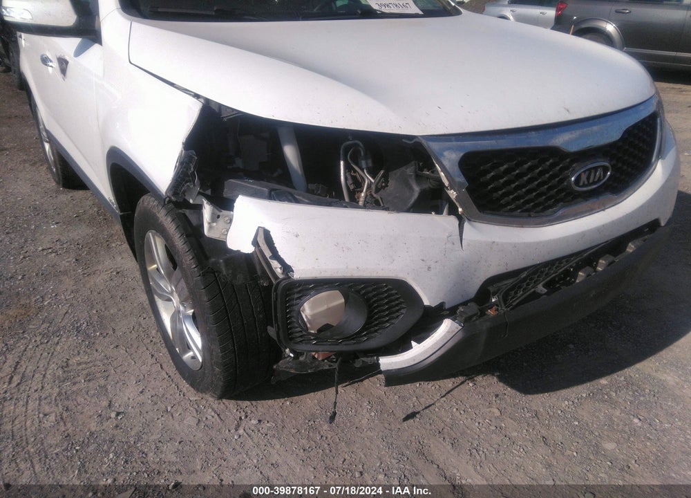 2013 KIA SORENTO EX V6 VIN: 5XYKUDA24DG358738