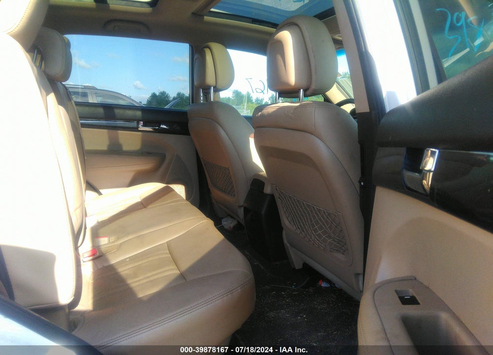 2013 KIA SORENTO EX V6 VIN: 5XYKUDA24DG358738