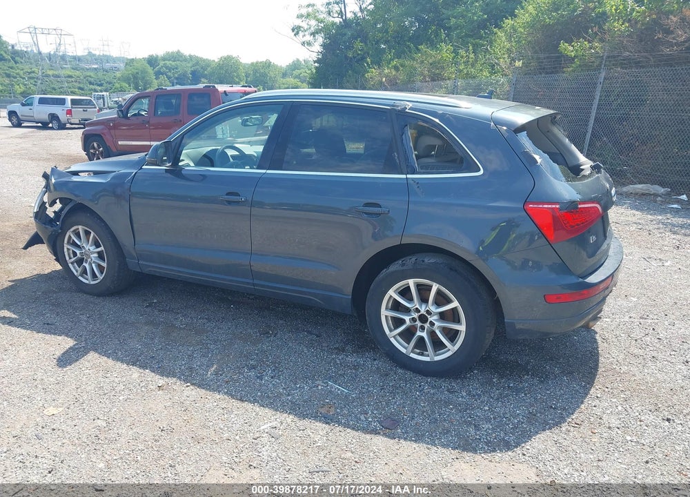 2010 AUDI Q5 3.2 PREMIUM VIN: WA1CKAFP9AA043632