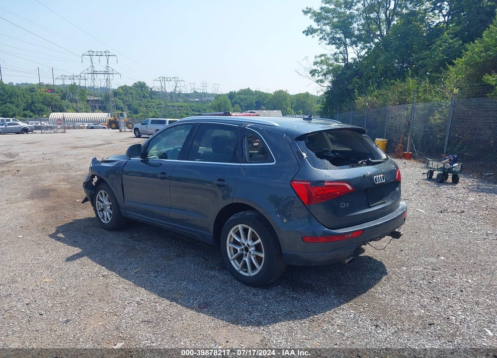 2010 AUDI Q5 3.2 PREMIUM VIN: WA1CKAFP9AA043632