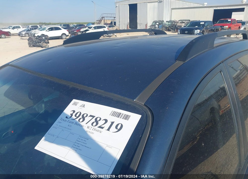 2009 KIA RONDO LX VIN: KNAFG528097241001