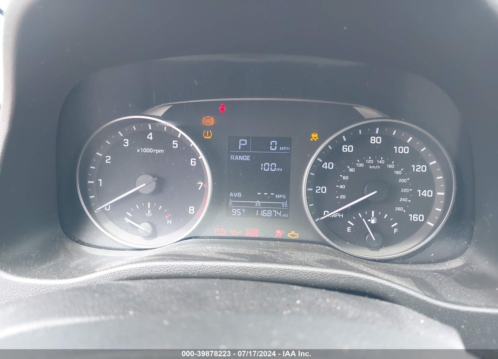 2018 HYUNDAI ELANTRA SE VIN: 5NPD74LF1JH282805