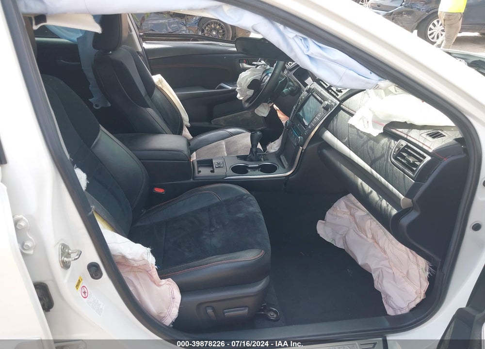 2015 TOYOTA CAMRY XSE V6 VIN: 4T1BK1FK7FU565019