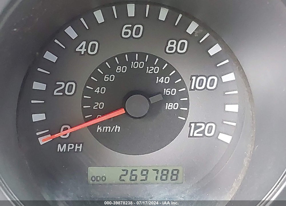 2002 NISSAN XTERRA XE VIN: 5N1ED28T62C537876