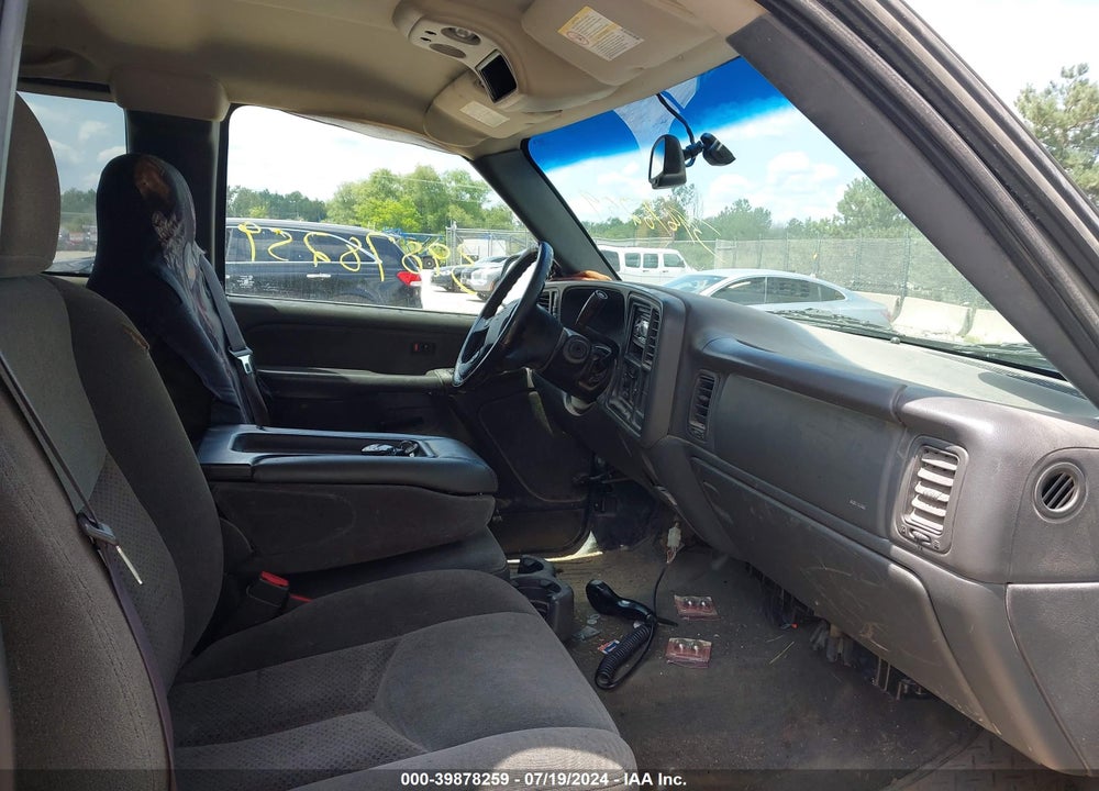 2003 CHEVROLET SILVERADO 2500HD LS VIN: 1GCHK29U83E292342