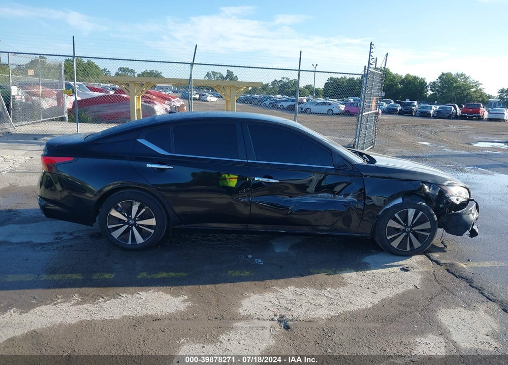 2022 NISSAN ALTIMA SV FWD VIN: 1N4BL4DVXNN405120