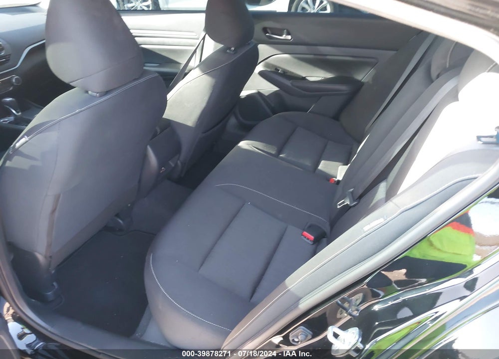 2022 NISSAN ALTIMA SV FWD VIN: 1N4BL4DVXNN405120