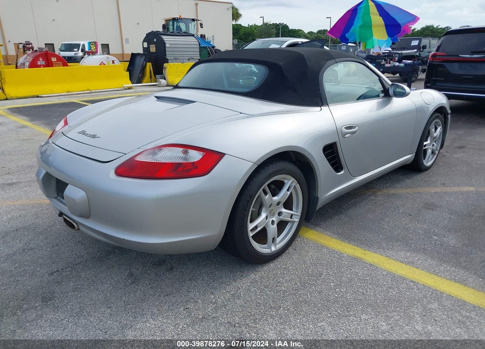 2008 PORSCHE BOXSTER VIN: WP0CA29808U712477