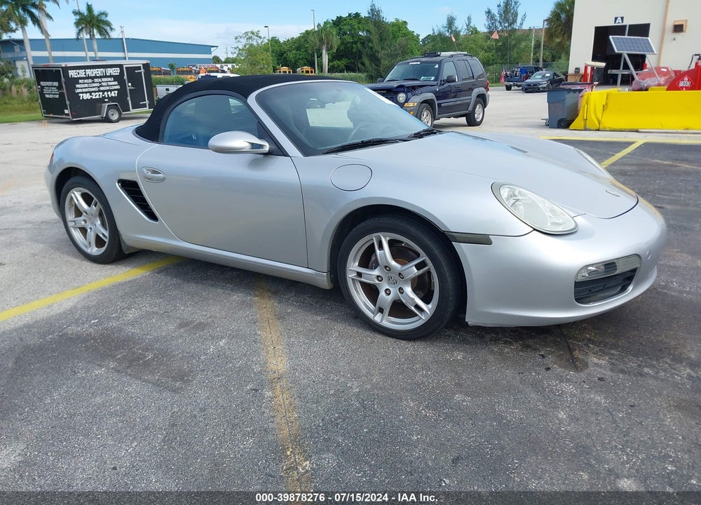 2008 PORSCHE BOXSTER VIN: WP0CA29808U712477