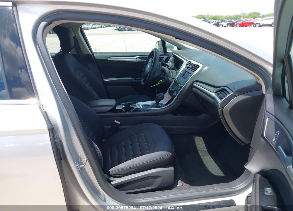 2014 FORD FUSION SE VIN: 1FA6P0H72E5369238