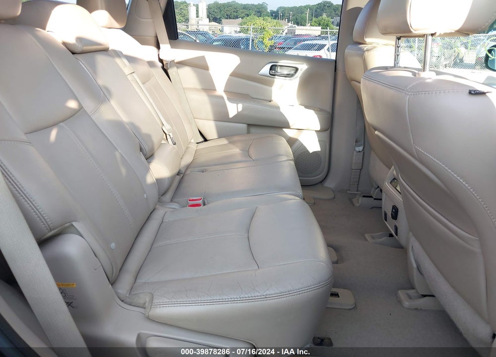 2014 NISSAN PATHFINDER SL VIN: 5N1AR2MM5EC608553