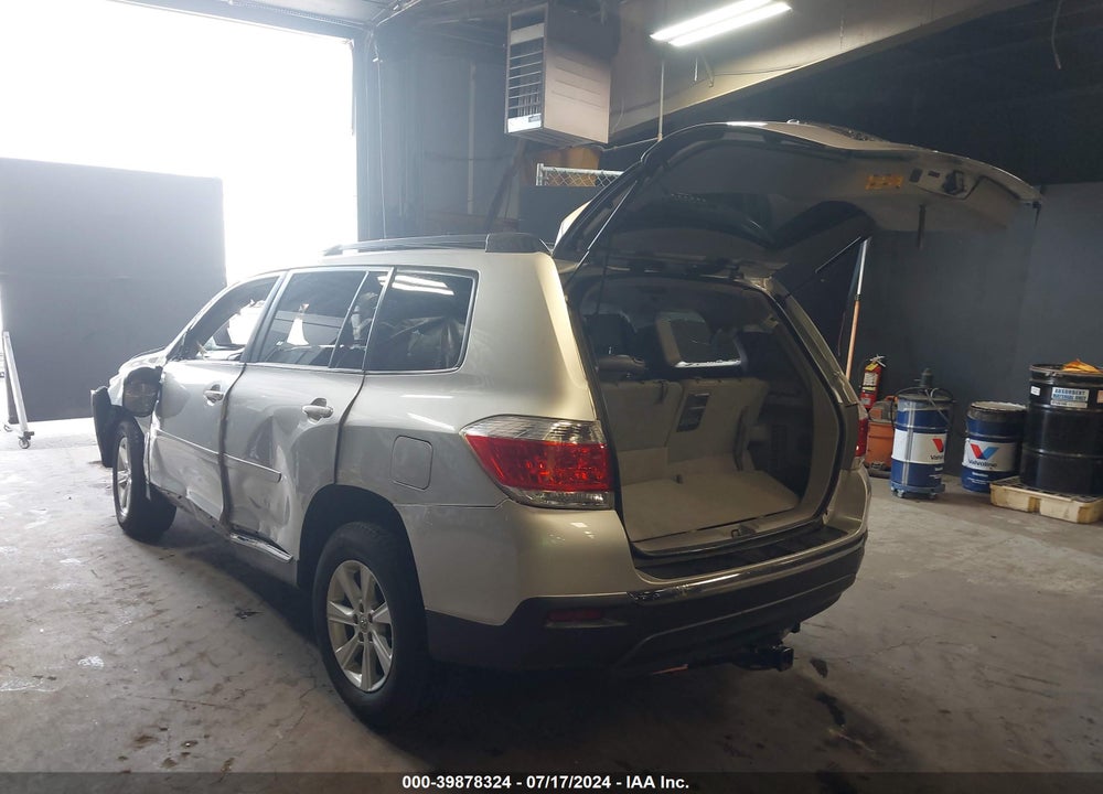 2012 TOYOTA HIGHLANDER SE V6 VIN: 5TDBK3EH0CS116755