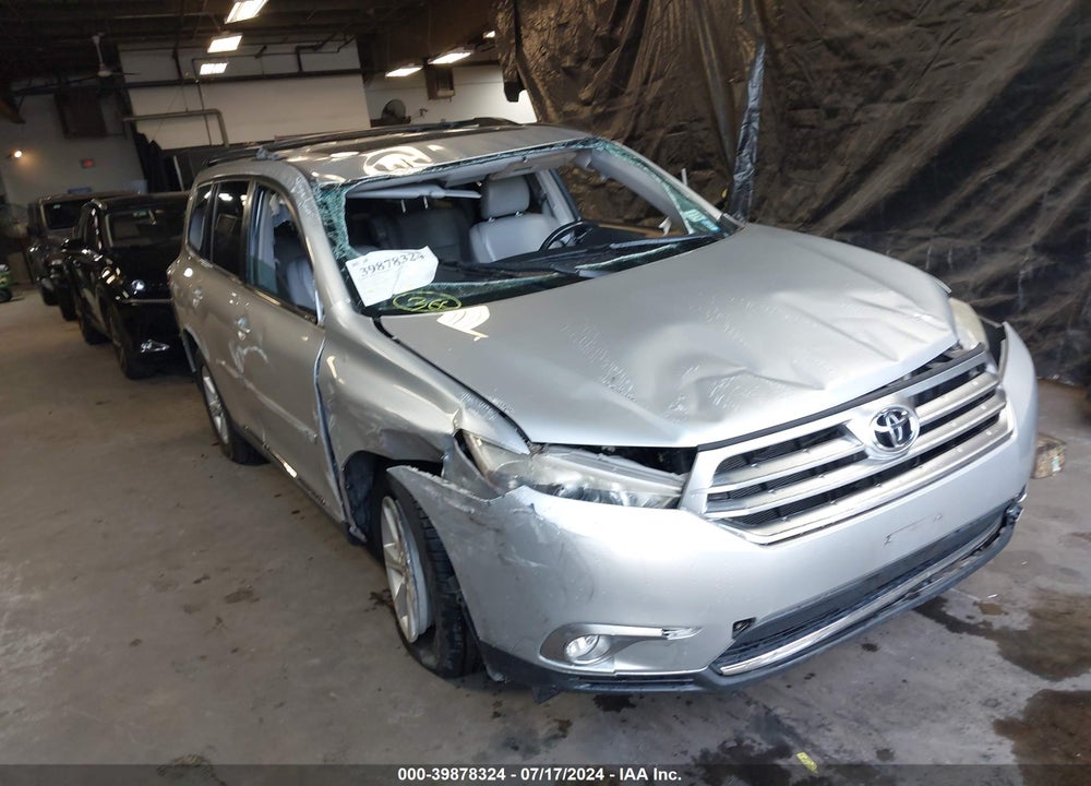 2012 TOYOTA HIGHLANDER SE V6 VIN: 5TDBK3EH0CS116755