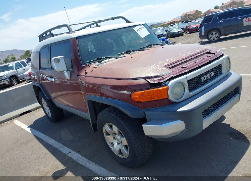 2008 TOYOTA FJ CRUISER VIN: JTEBU11F38K027758
