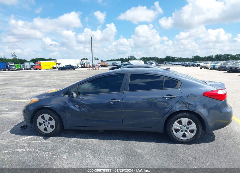 2015 KIA FORTE LX VIN: KNAFX4A63F5299430