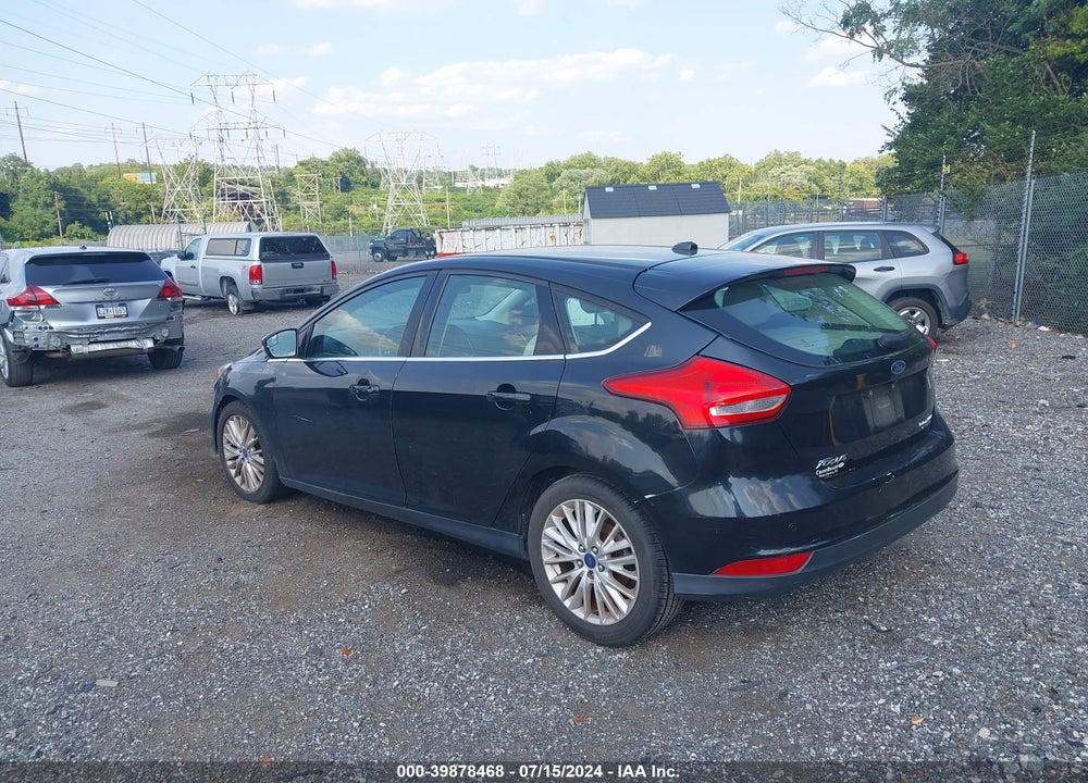 2015 FORD FOCUS VIN: 1FADP3N20FL338729