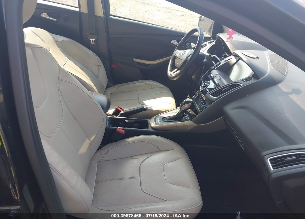 2015 FORD FOCUS VIN: 1FADP3N20FL338729