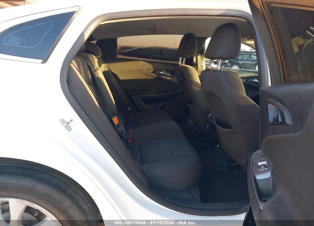 2018 CHEVROLET MALIBU LT VIN: 1G1ZD5ST5JF183919
