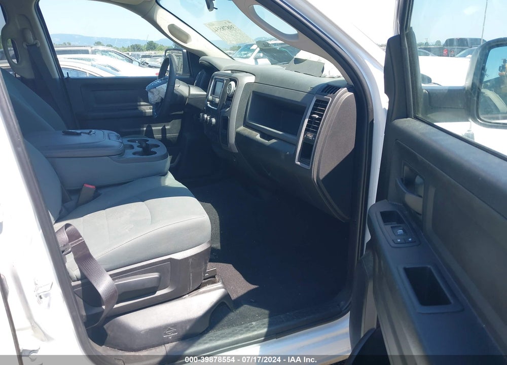 2017 RAM 1500 TRADESMAN QUAD CAB 4X2 6'4 BOX VIN: 1C6RR6FT1HS576074