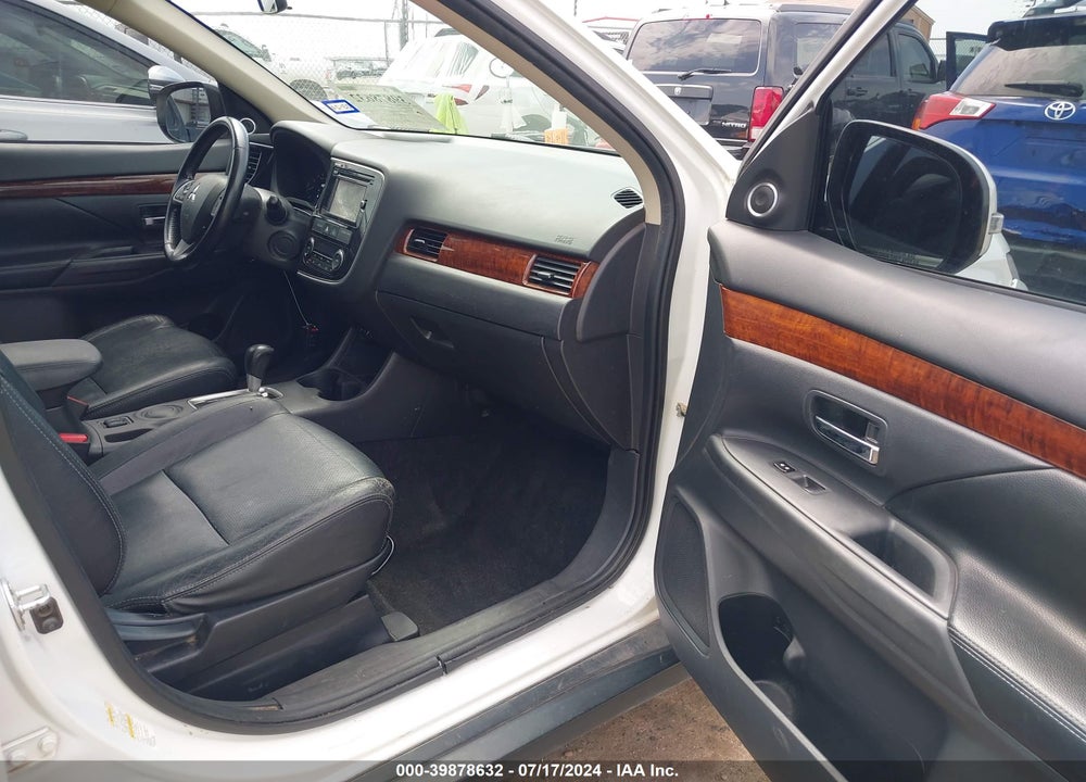 2014 MITSUBISHI OUTLANDER SE VIN: JA4AD3A36EZ004876