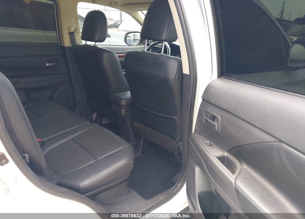 2014 MITSUBISHI OUTLANDER SE VIN: JA4AD3A36EZ004876