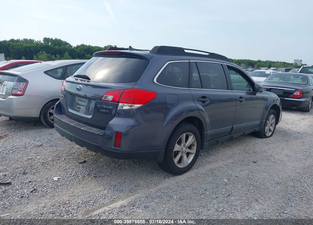 2014 SUBARU OUTBACK 3.6R LIMITED VIN: 4S4BRDLC3E2220686