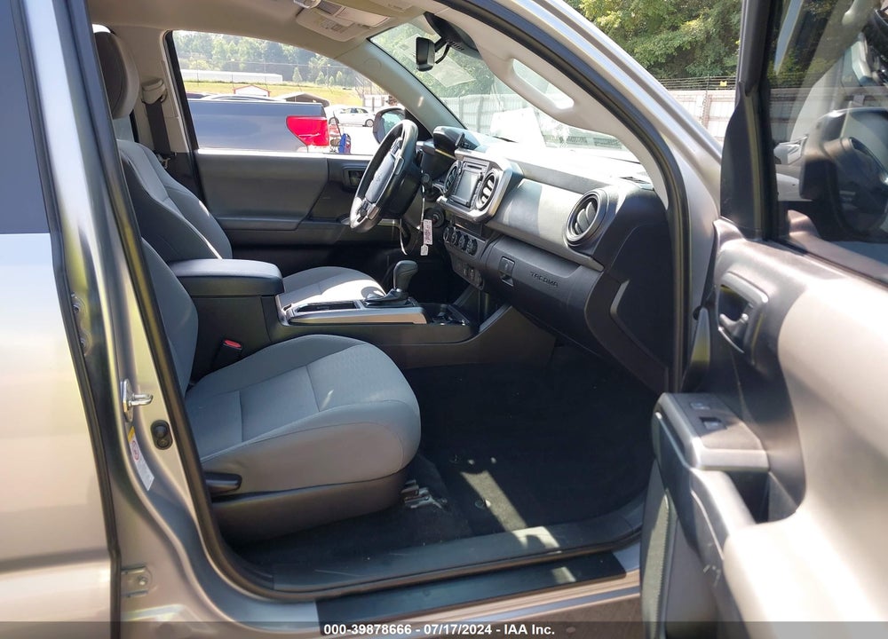 2019 TOYOTA TACOMA SR5 V6 VIN: 3TMCZ5AN7KM278369