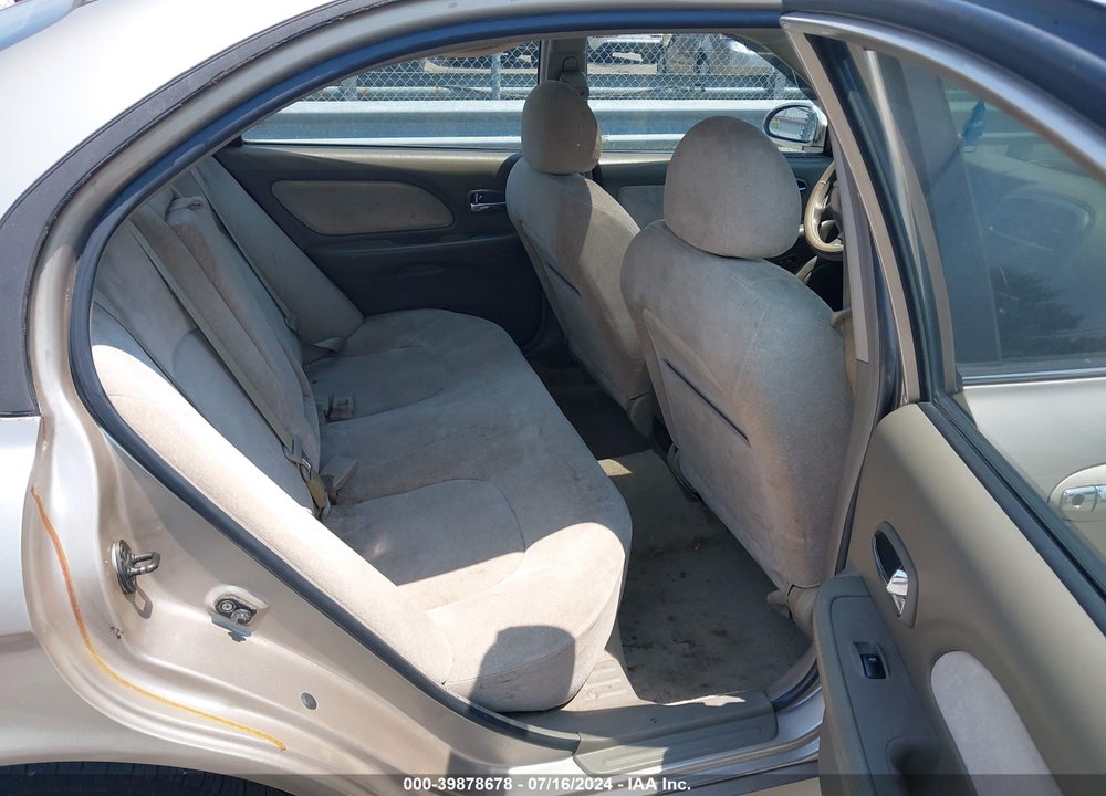 2005 HYUNDAI SONATA GL VIN: KMHWF25S15A181444