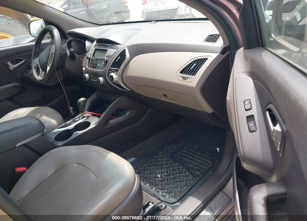 2013 HYUNDAI TUCSON LIMITED VIN: KM8JU3AC9DU681739