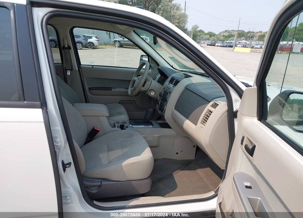 2010 FORD ESCAPE XLT VIN: 1FMCU0D73AKB41557