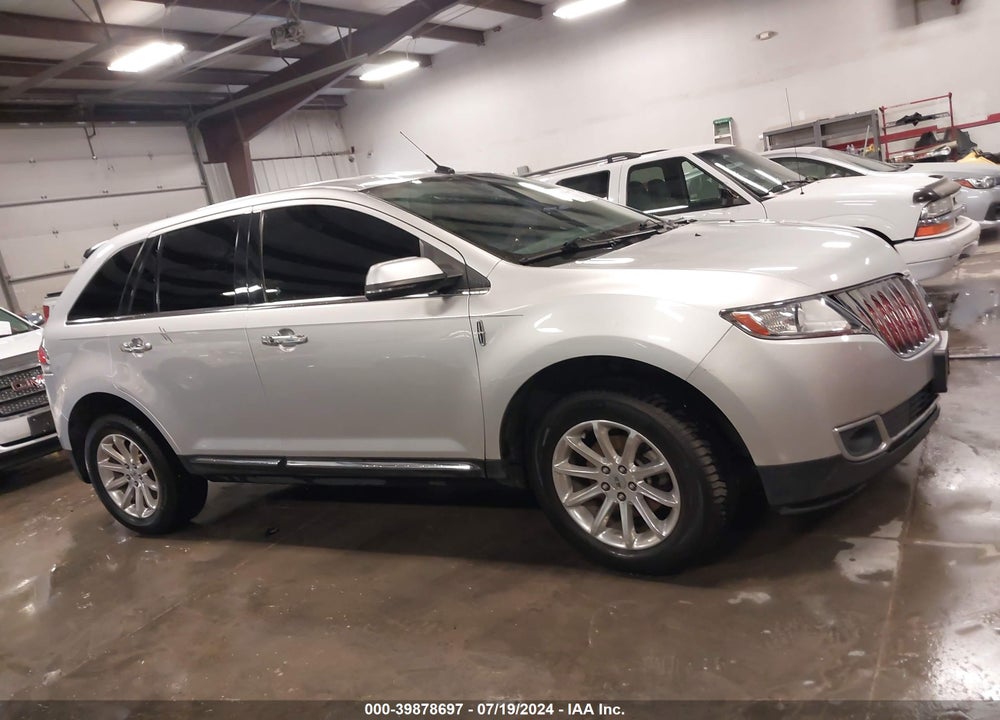 2013 LINCOLN MKX VIN: 2LMDJ8JKXDBL32223