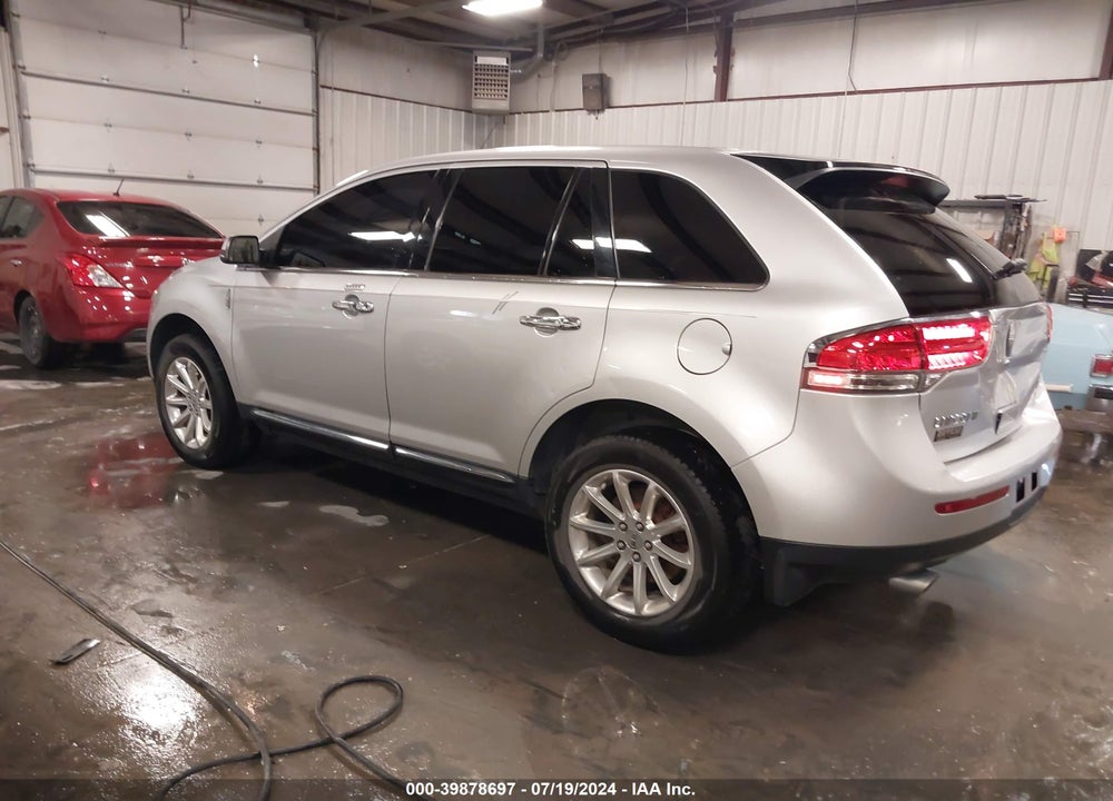 2013 LINCOLN MKX VIN: 2LMDJ8JKXDBL32223