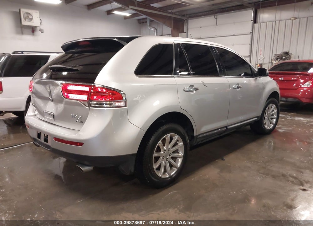 2013 LINCOLN MKX VIN: 2LMDJ8JKXDBL32223