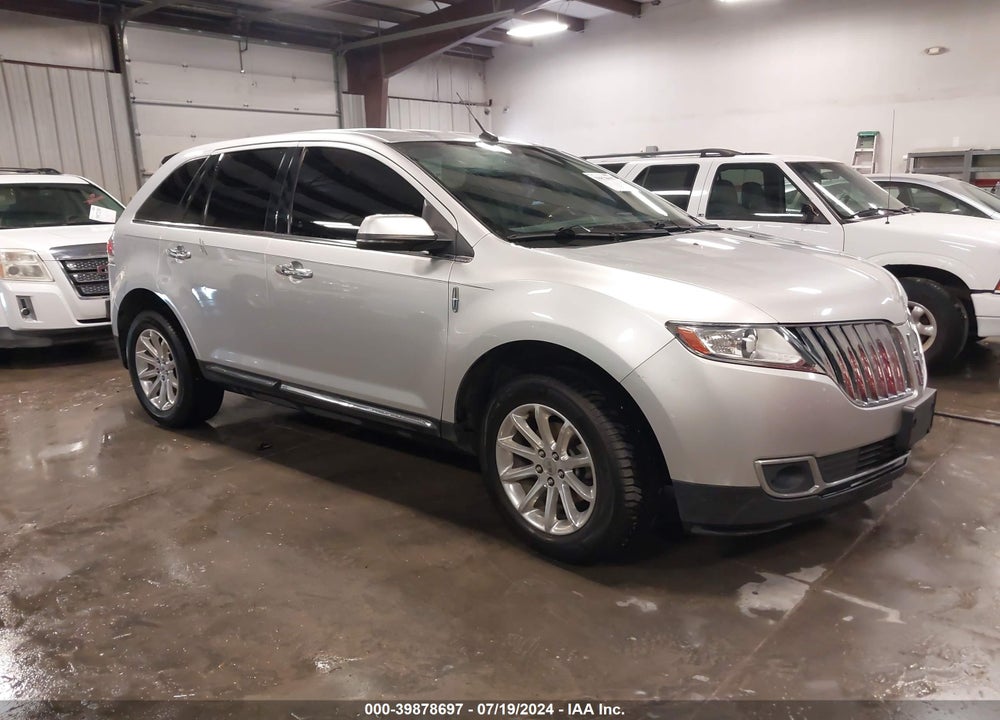 2013 LINCOLN MKX VIN: 2LMDJ8JKXDBL32223