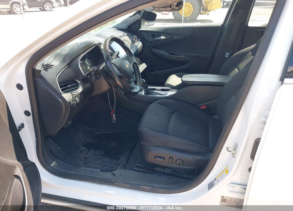 2018 CHEVROLET MALIBU LT VIN: 1G1ZD5ST7JF112821