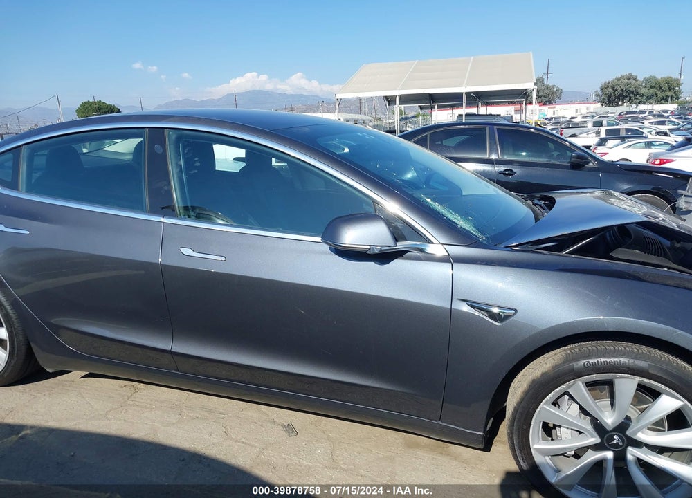 2018 TESLA MODEL 3 LONG RANGE/MID RANGE VIN: 5YJ3E1EA3JF050612
